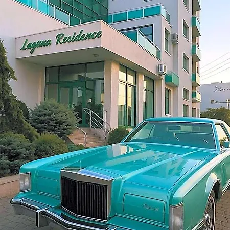 Laguna 3*